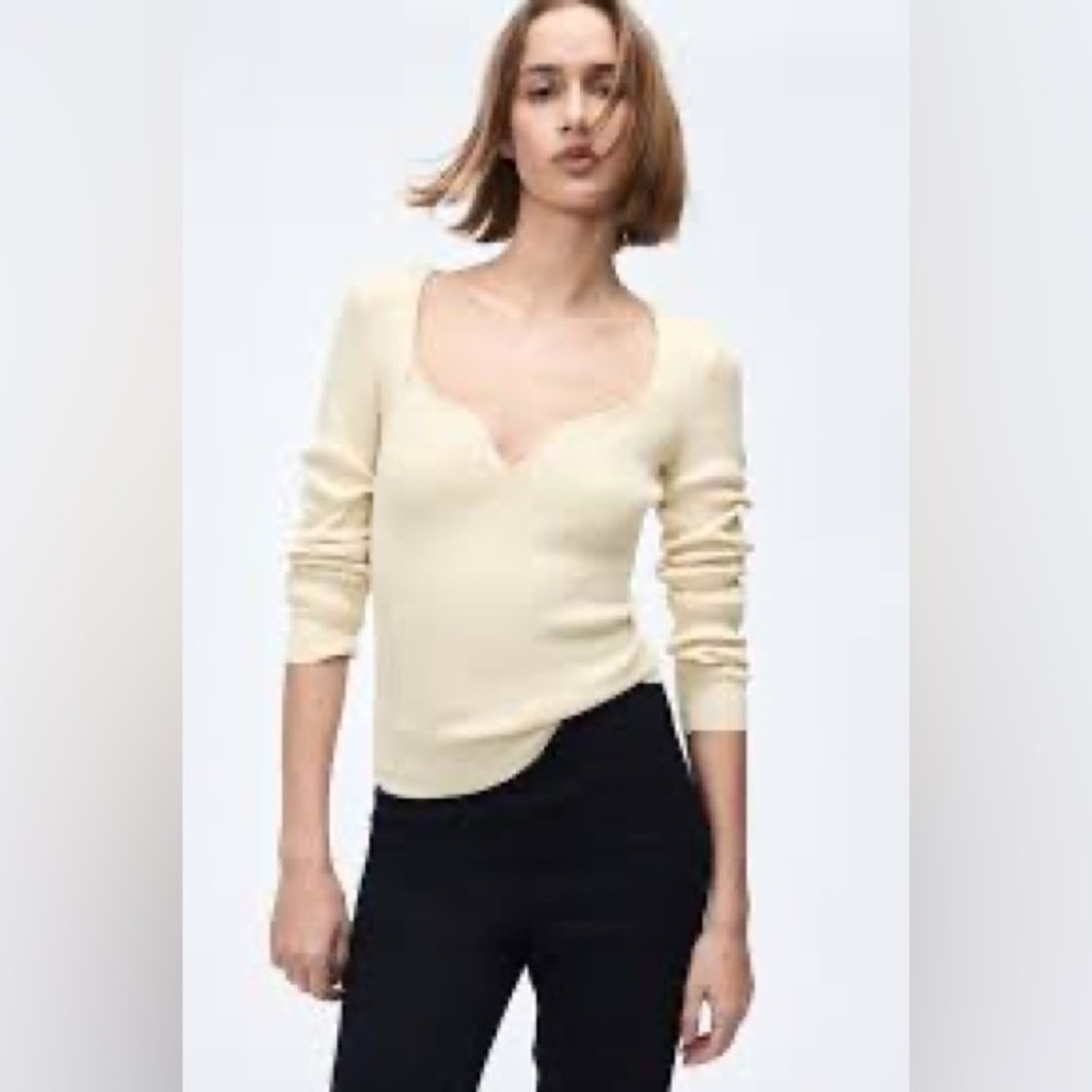 🌟3 for $30🌟 NWT | H&M Ribbed Knit Sweetheart Neck Top | Buttercream Yellow | M